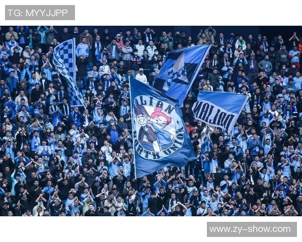 大连足球新星崛起：年轻球员引领未来，目标冲击国内外赛场顶尖位置